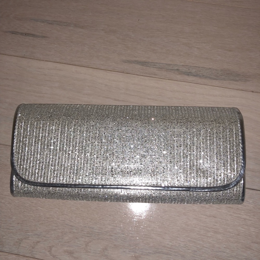 Silver Clutch